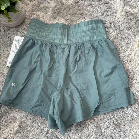 🆕 Lululemon Lightweight Super High Rise Training Short