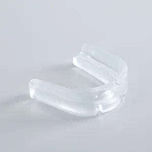 100 Boxing / Martial Arts Mouthguard Size M - Clear