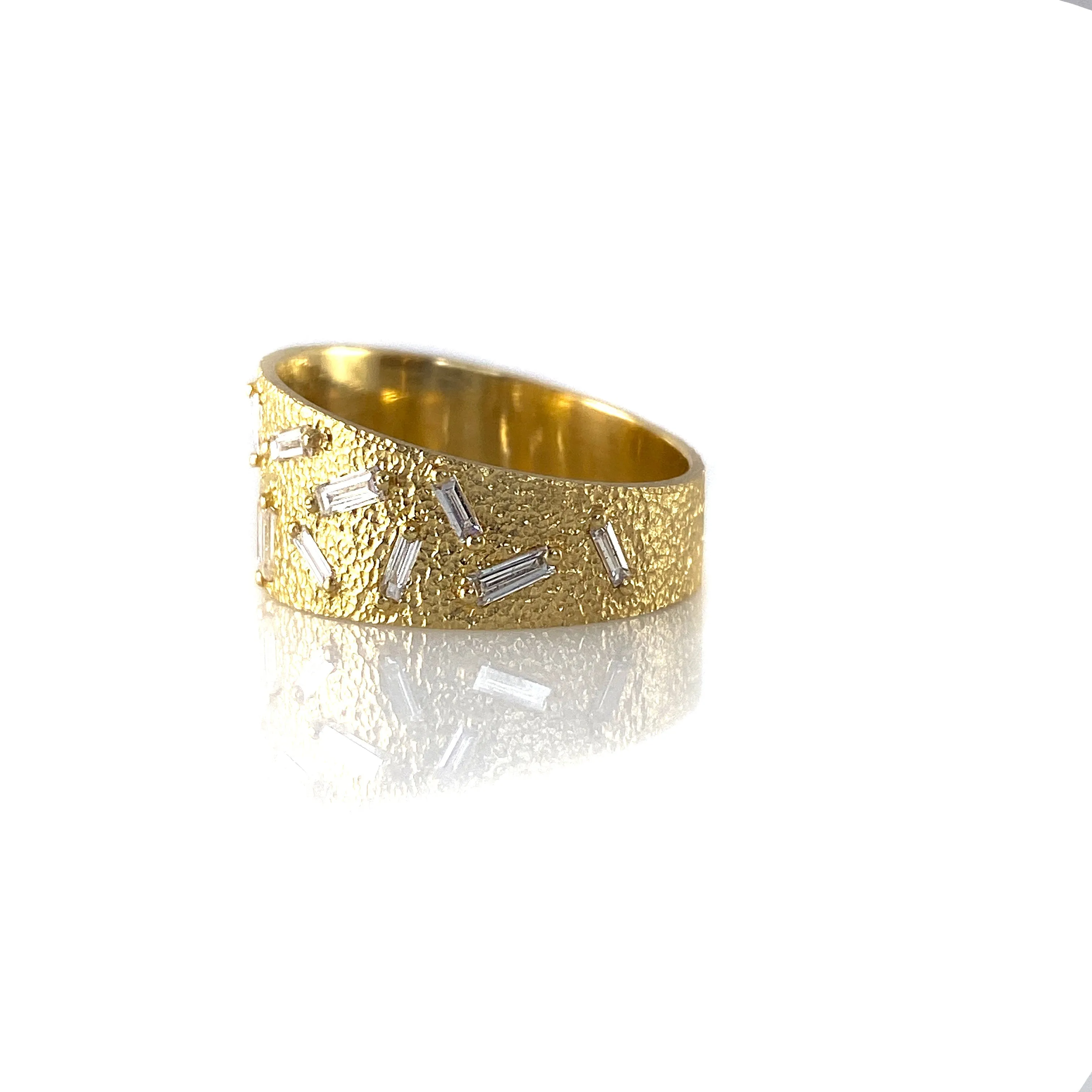 18k Gold Ice Ring