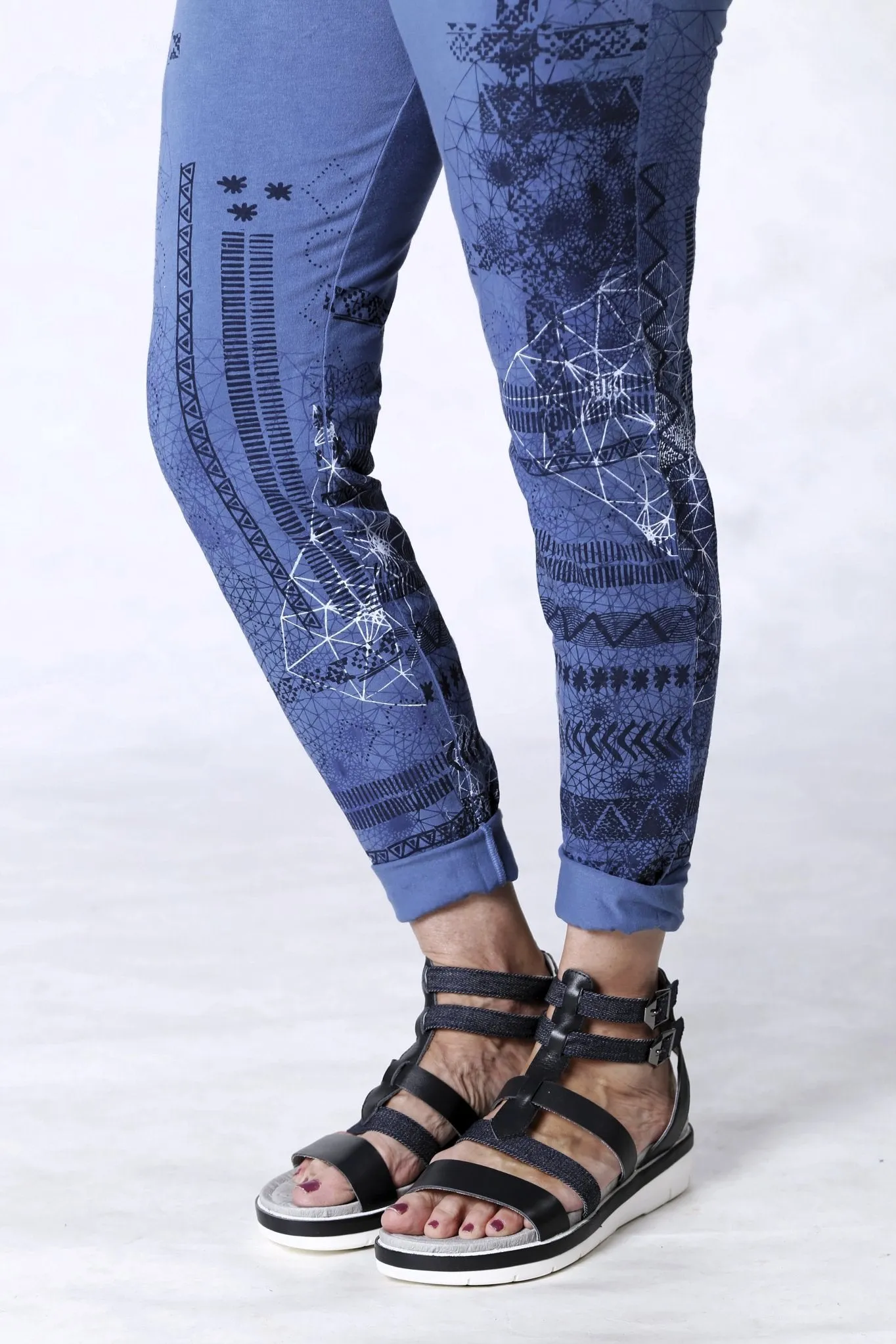 3136 Lightweight Leggings-Azure-P