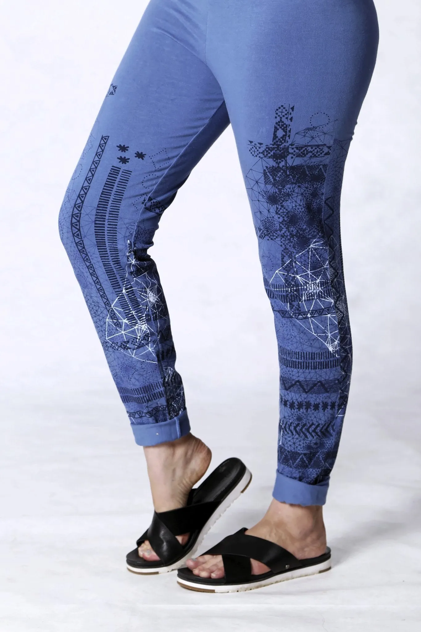 3136 Lightweight Leggings-Azure-P