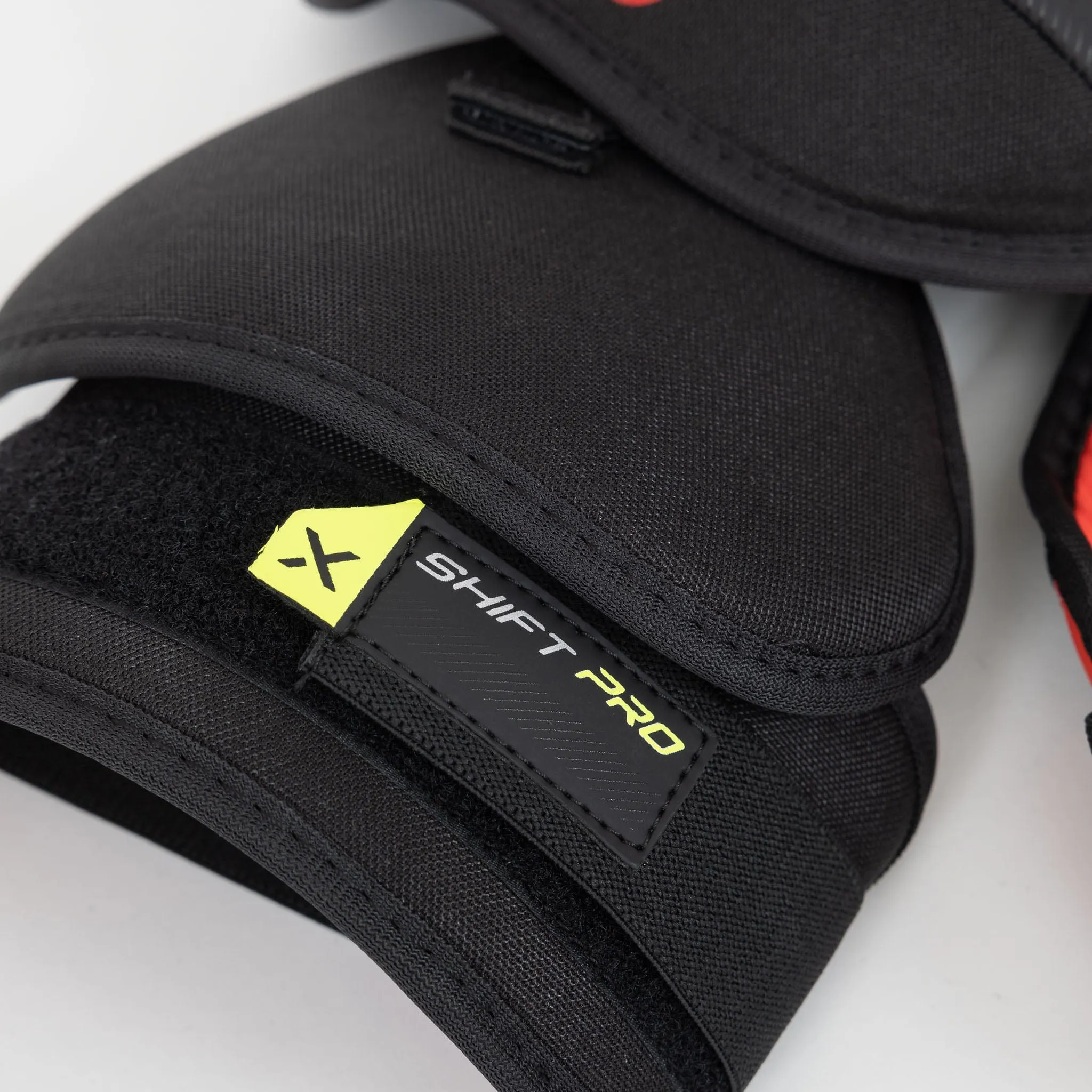 Bauer Vapor Shift Pro Intermediate Hockey Shoulder Pads - 2022