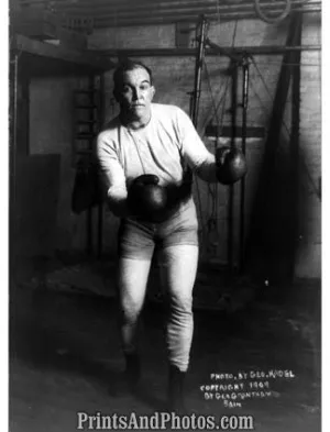 Boxer Jim Jefferies 1909  7195