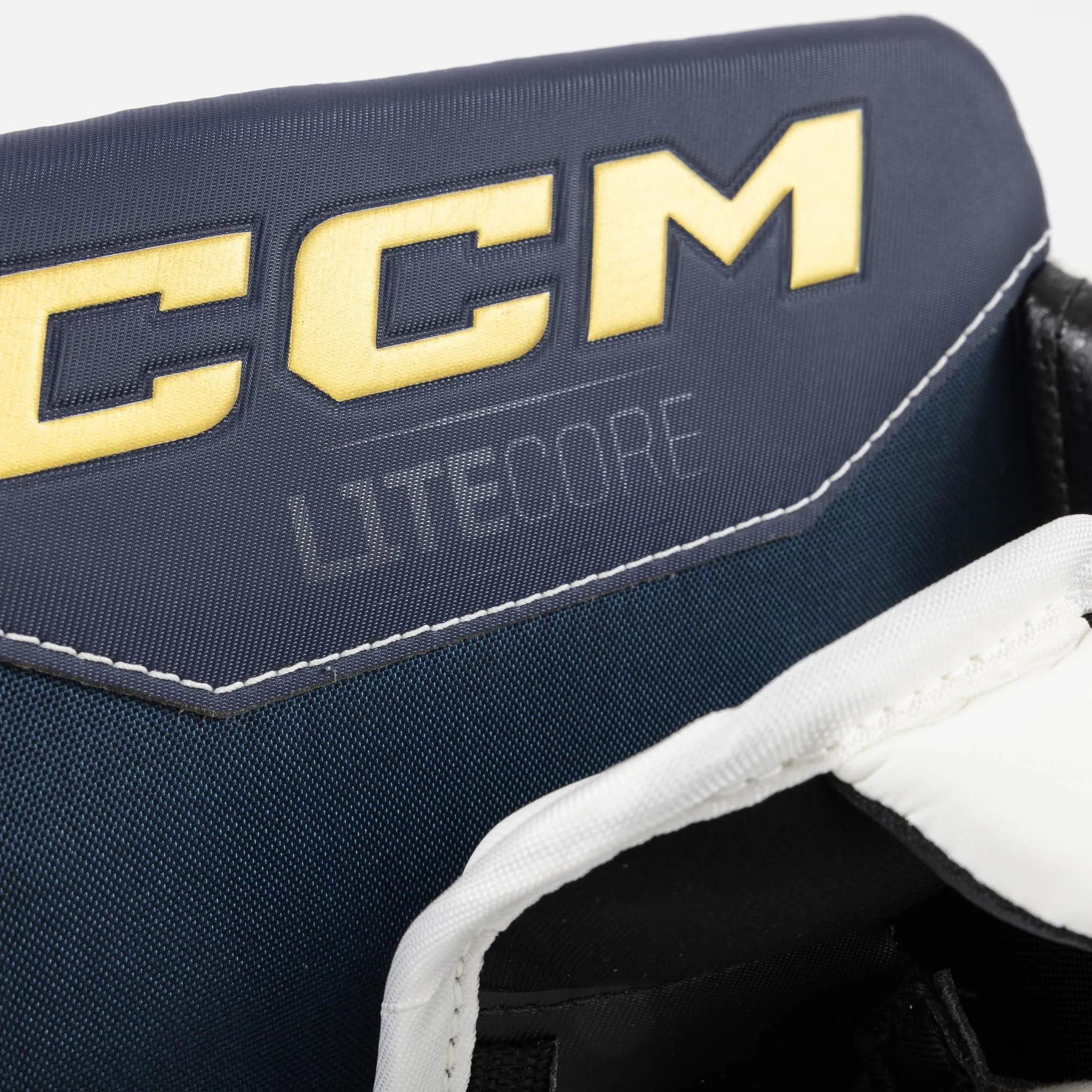 CCM Axis 2 Senior Goalie Blocker
