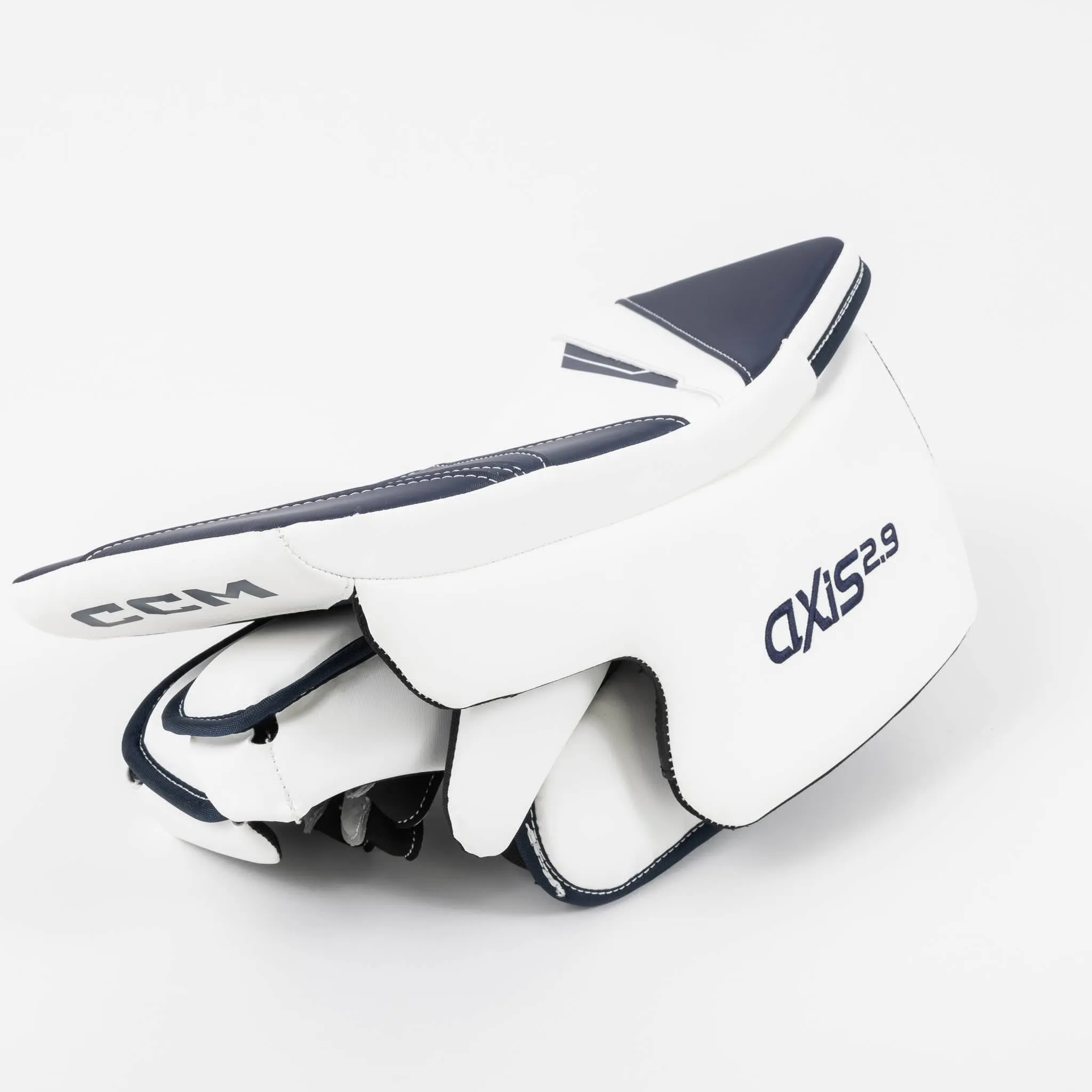CCM Axis 2.9 Intermediate Goalie Blocker