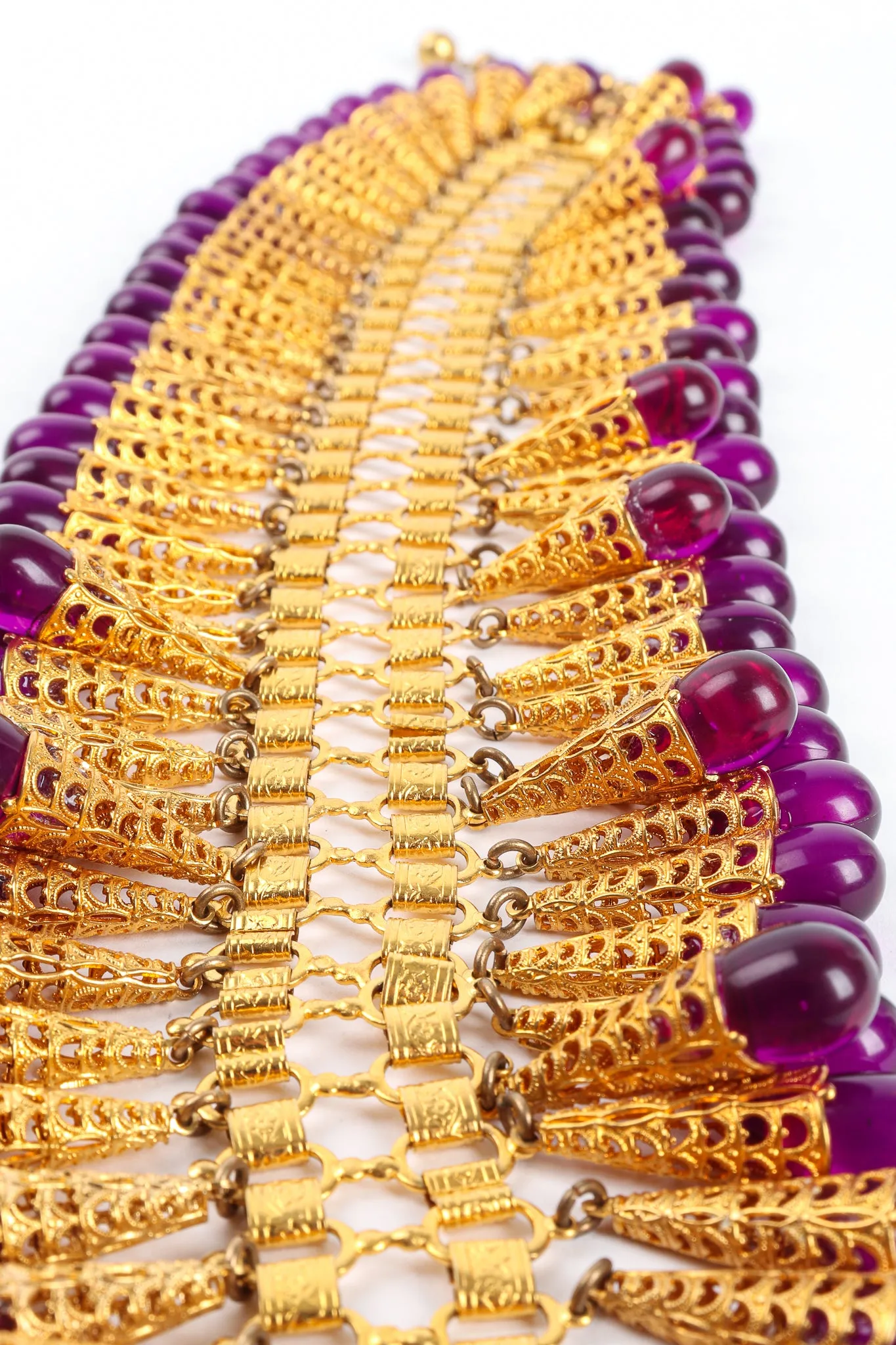Cone Choker Ruff Necklace