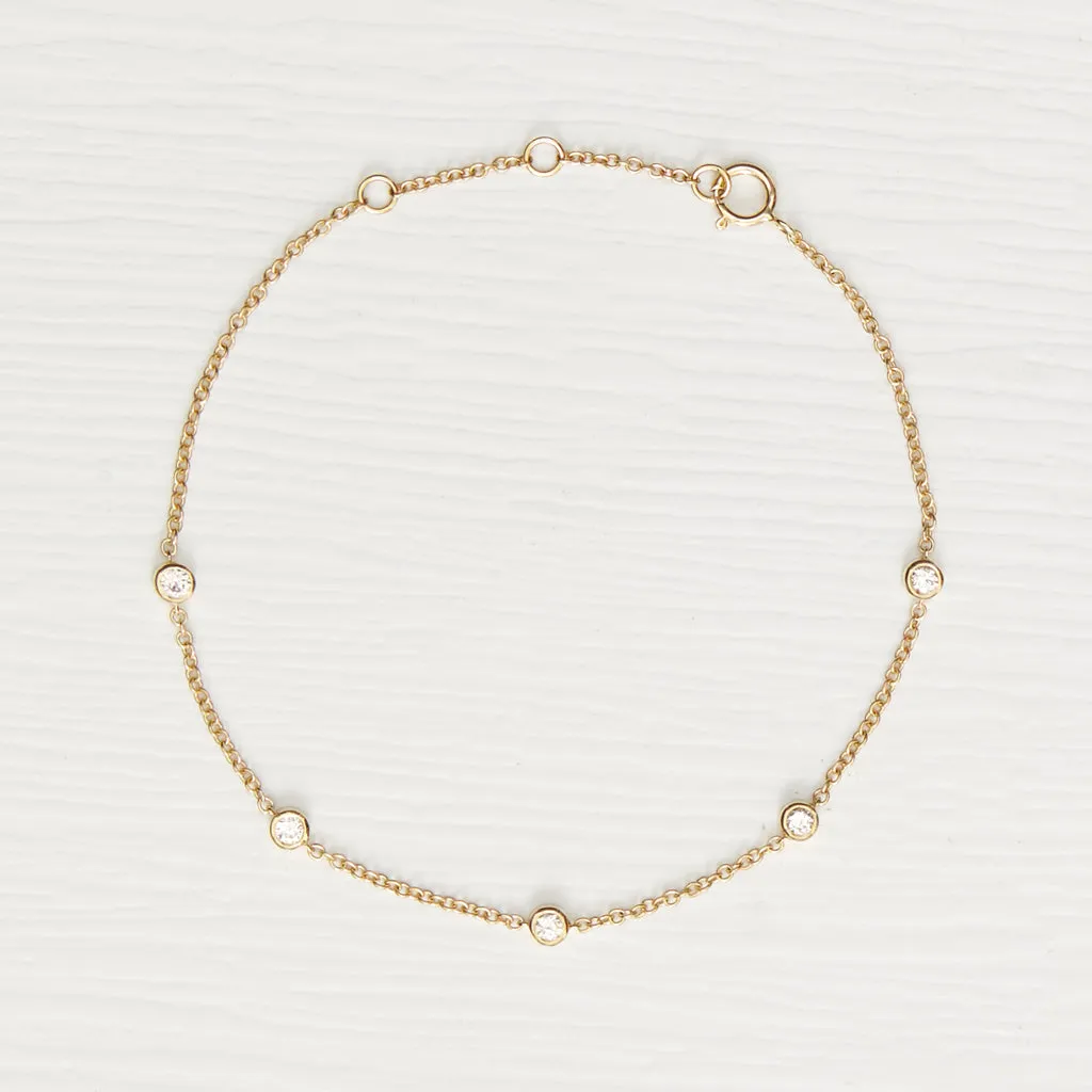 Distance Diamond bracelet