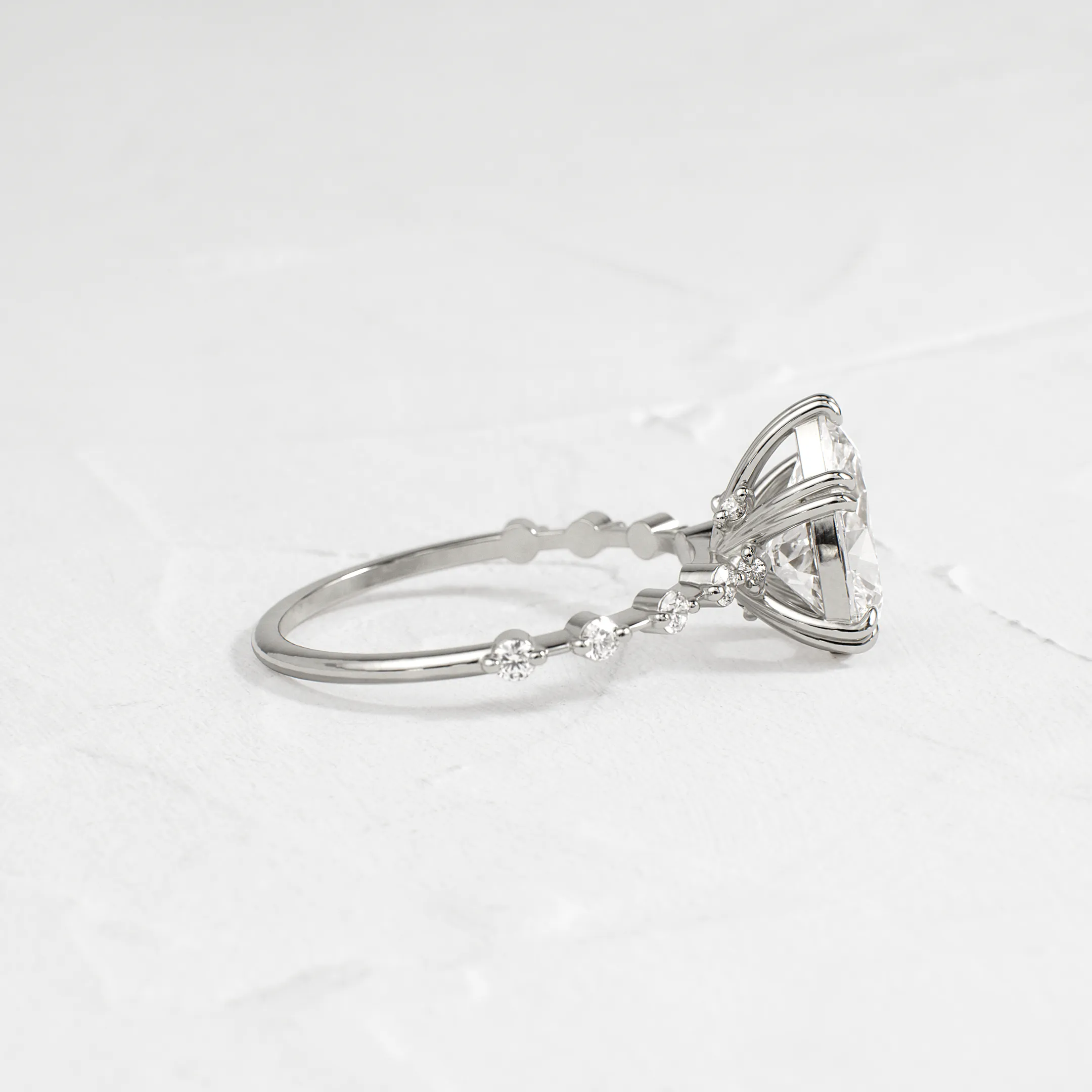 Distance Ring, Pear Cut