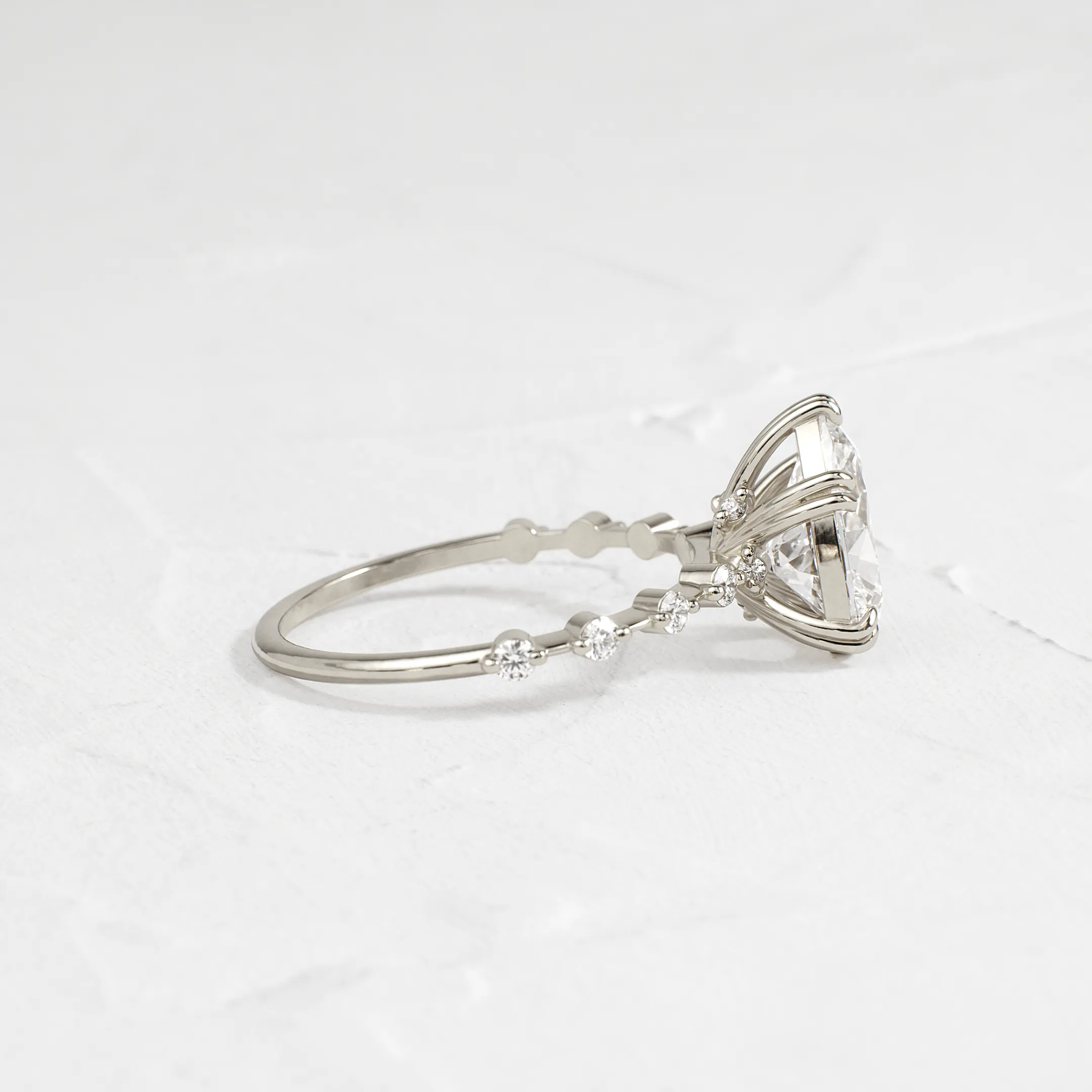 Distance Ring, Pear Cut