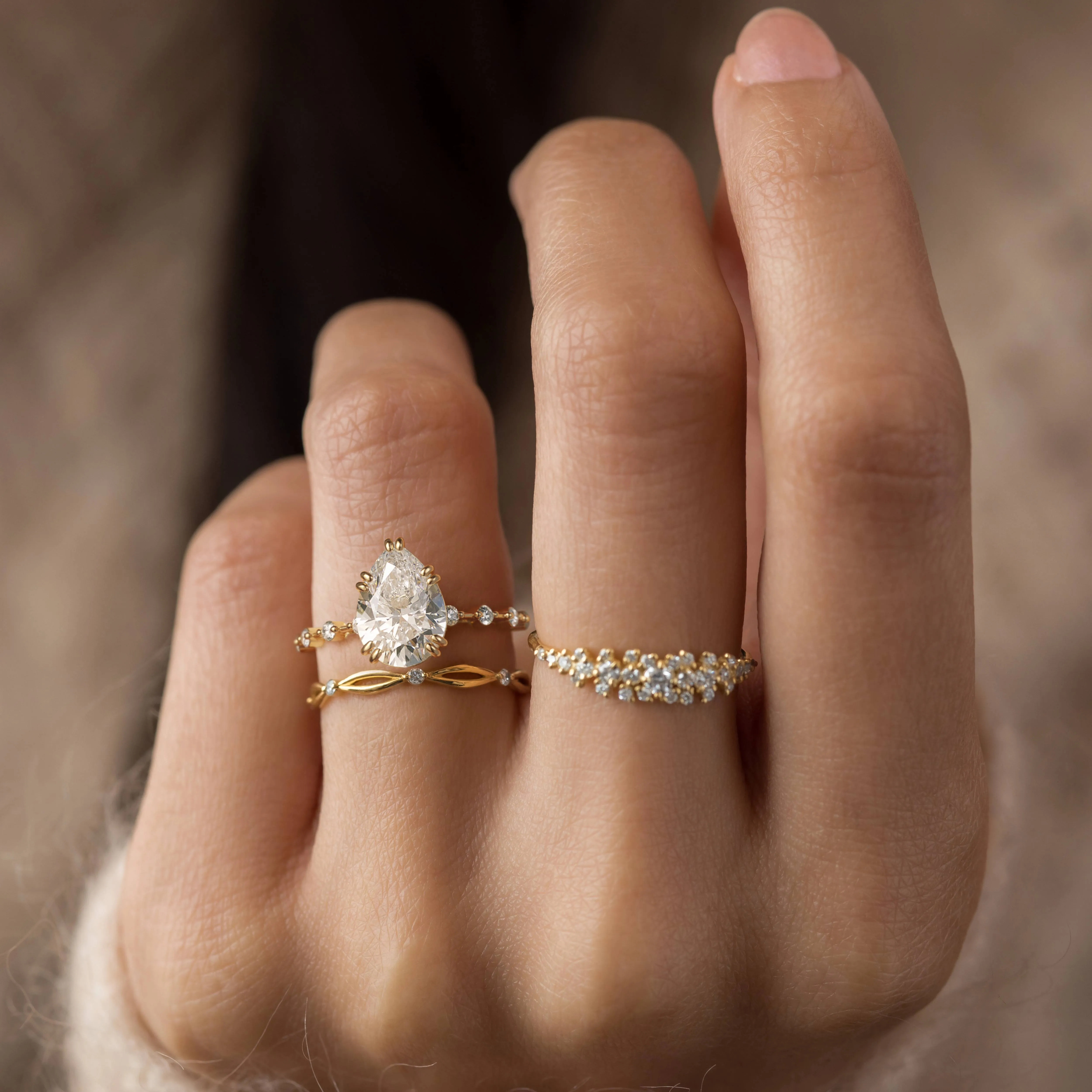 Distance Ring, Pear Cut