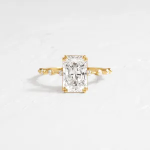 Distance Ring, Radiant Cut