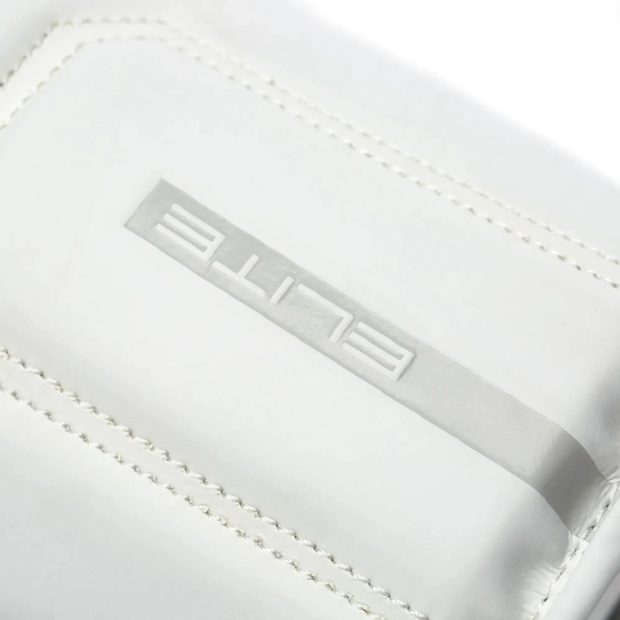 Elite 2 Pro Boxing Gloves - Laced
