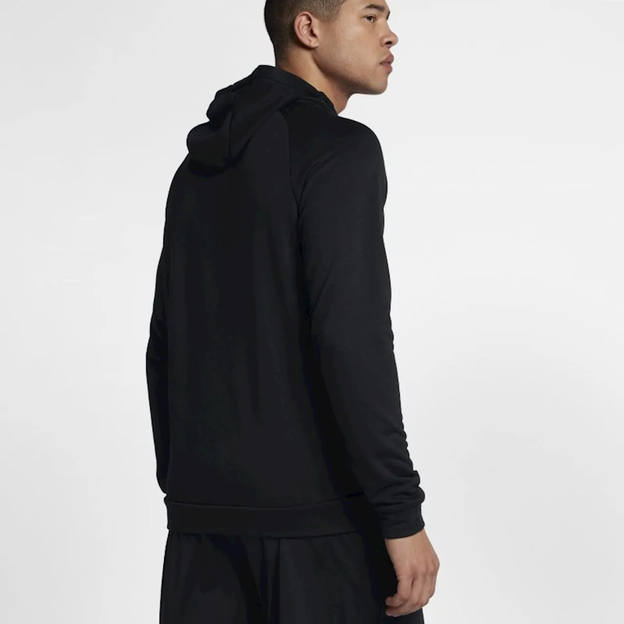 Great Quality Lightweight Stretchable Training Hoodie Pullover for Men, Sz L! Retails $75US 