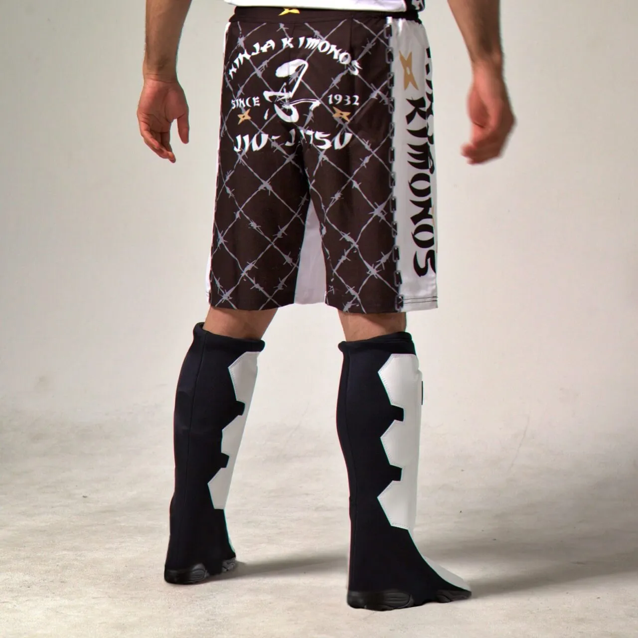 Isami Wrestling Kick Pads
