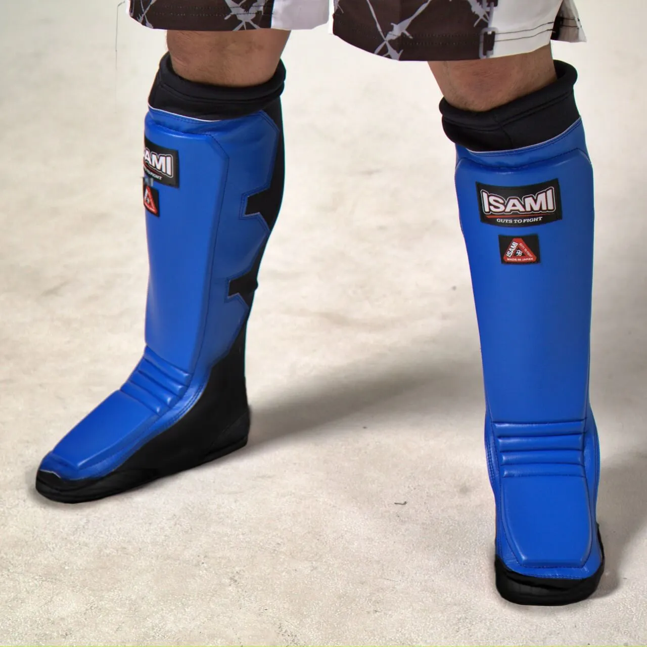 Isami Wrestling Kick Pads