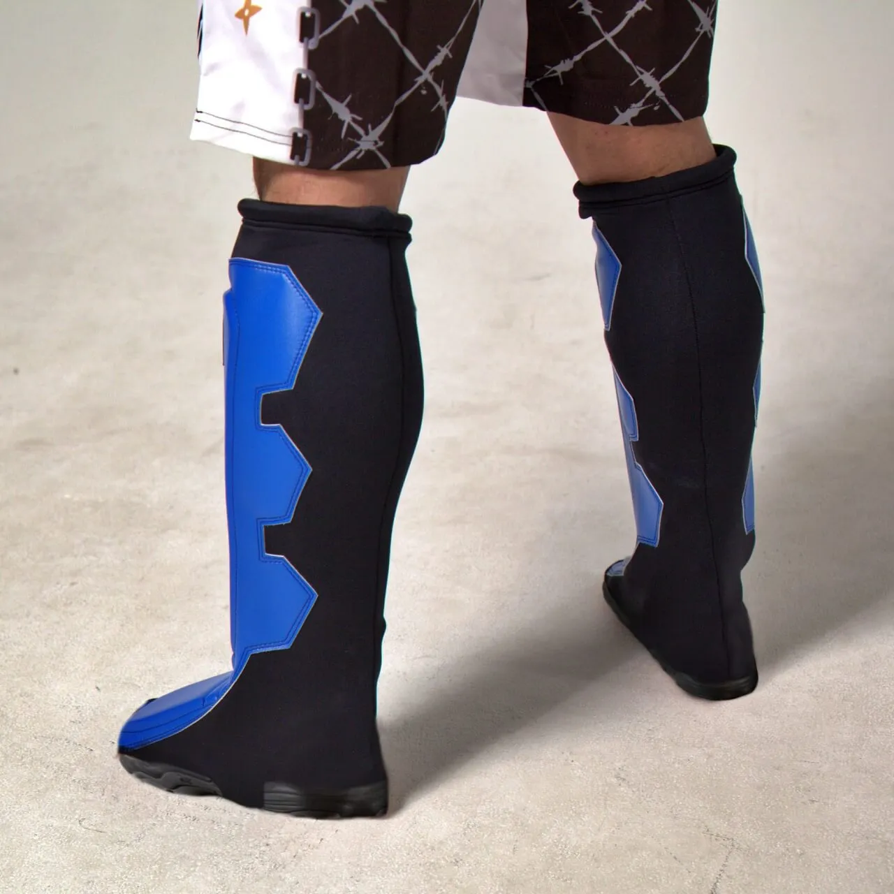 Isami Wrestling Kick Pads