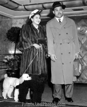 JOE LOUIS & Wife on Queen Elizabeth  3364