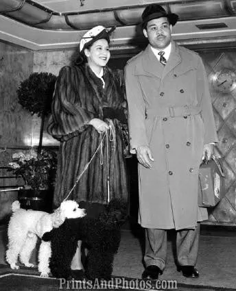 JOE LOUIS & Wife on Queen Elizabeth  3364
