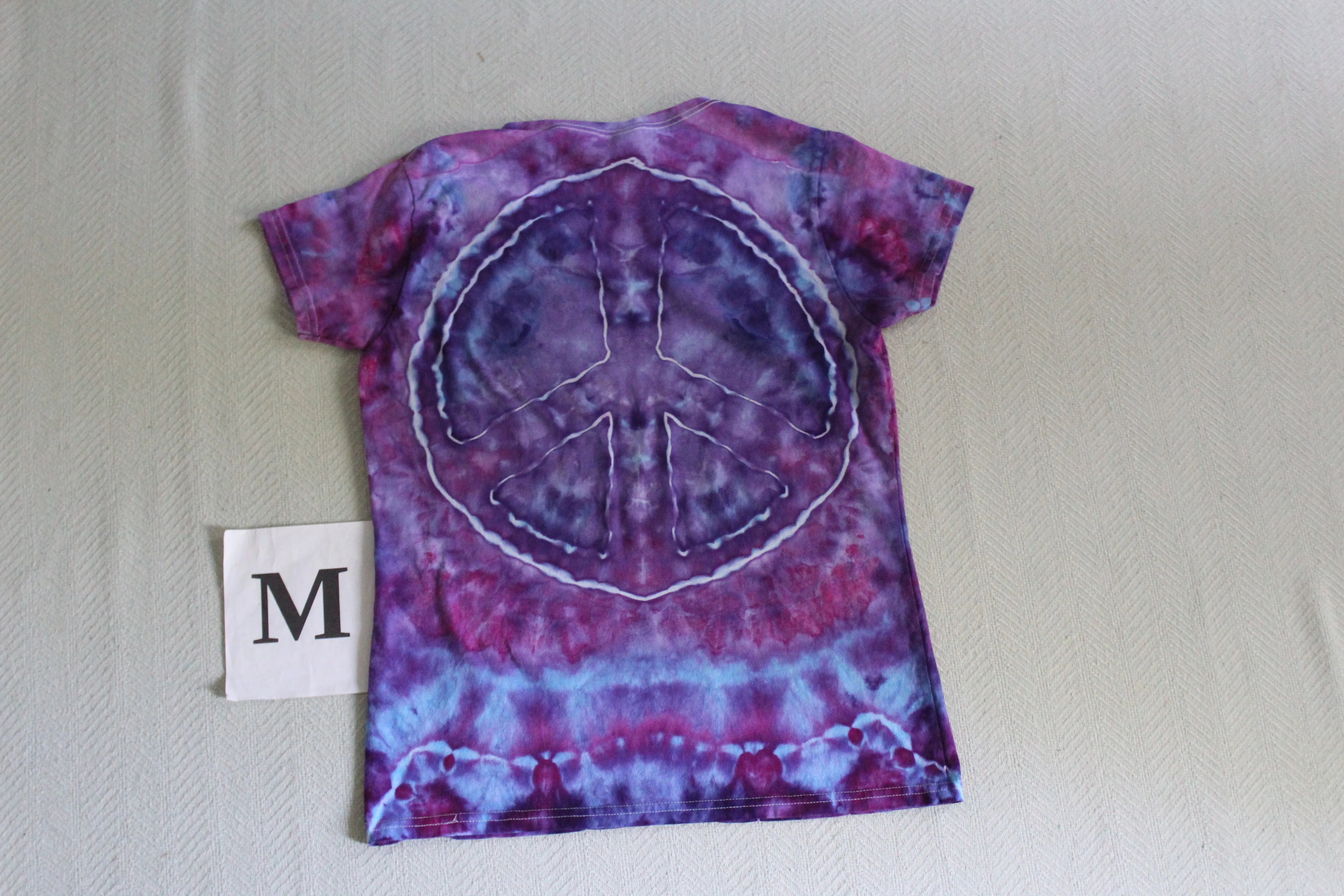 Medium Ladies V-Neck