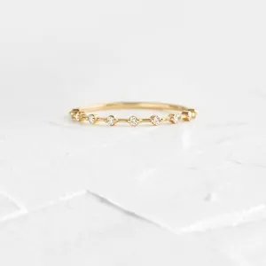 Petite Diamond Distance Band