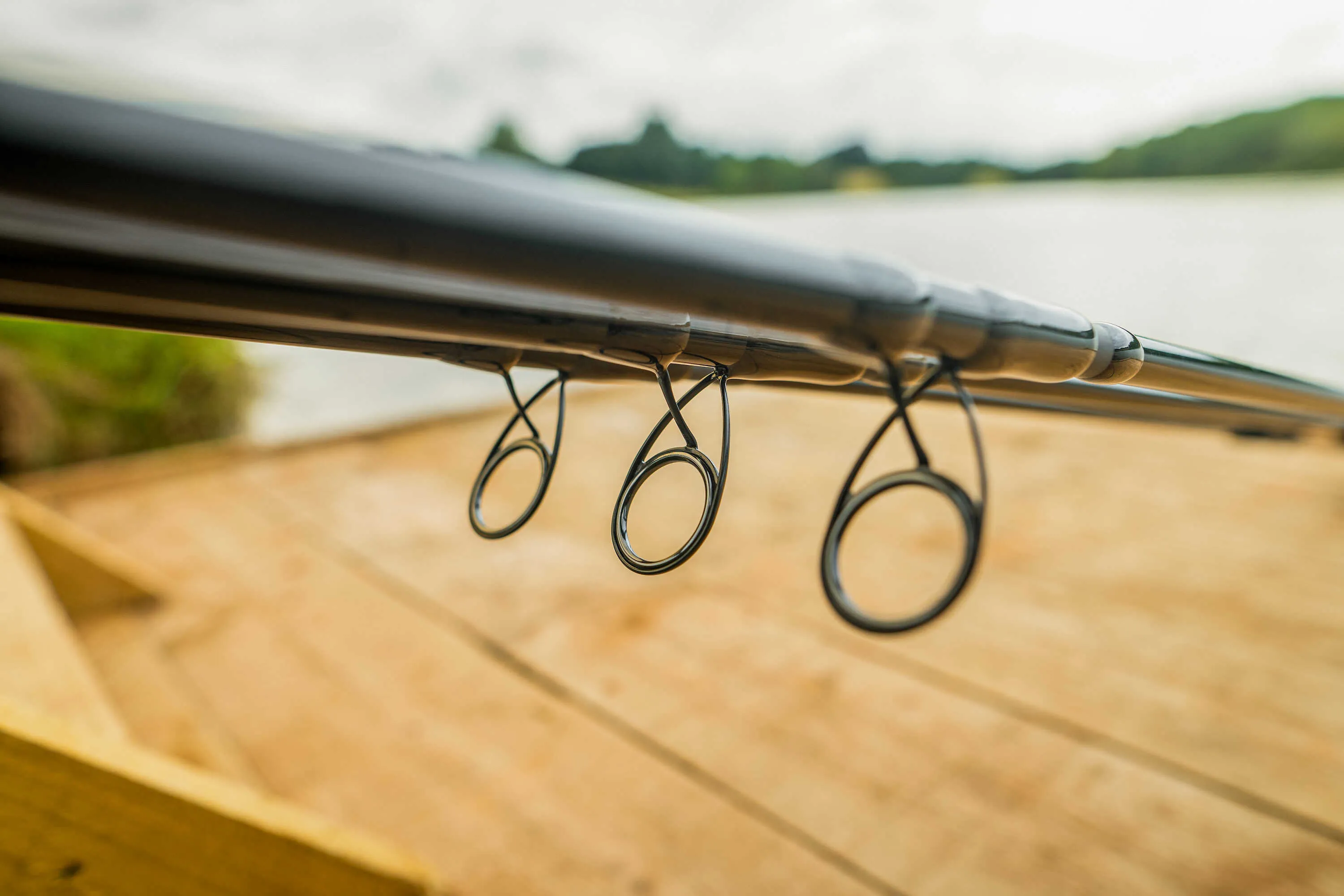 PRESTON Monster Xtreme Distance Feeder