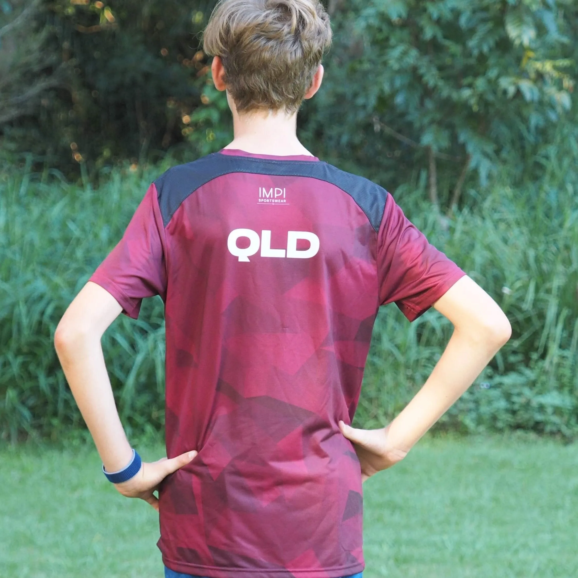 QLD Athletics - Mens Maroon and Black Training Tee
