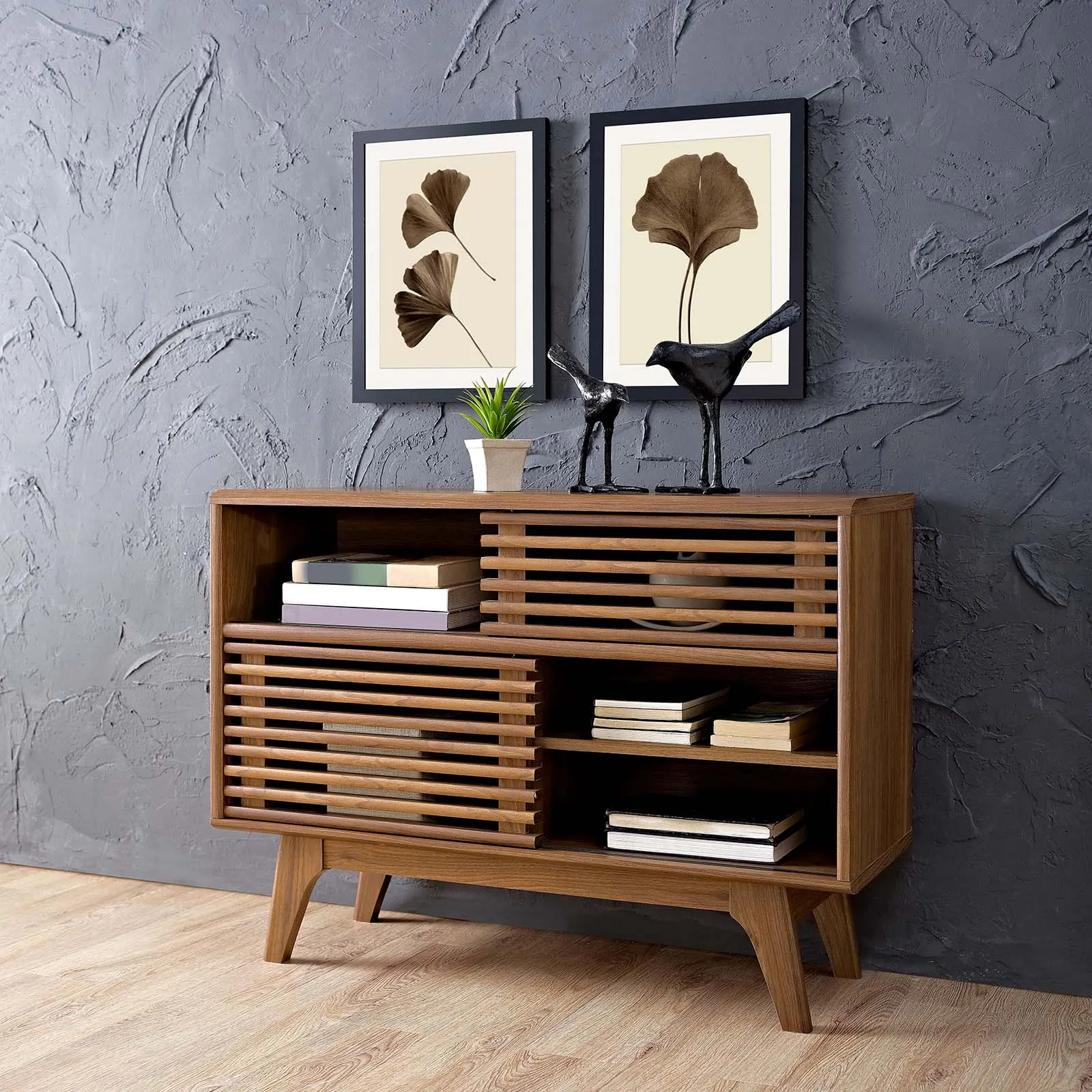 RENDER DISPLAY STAND
