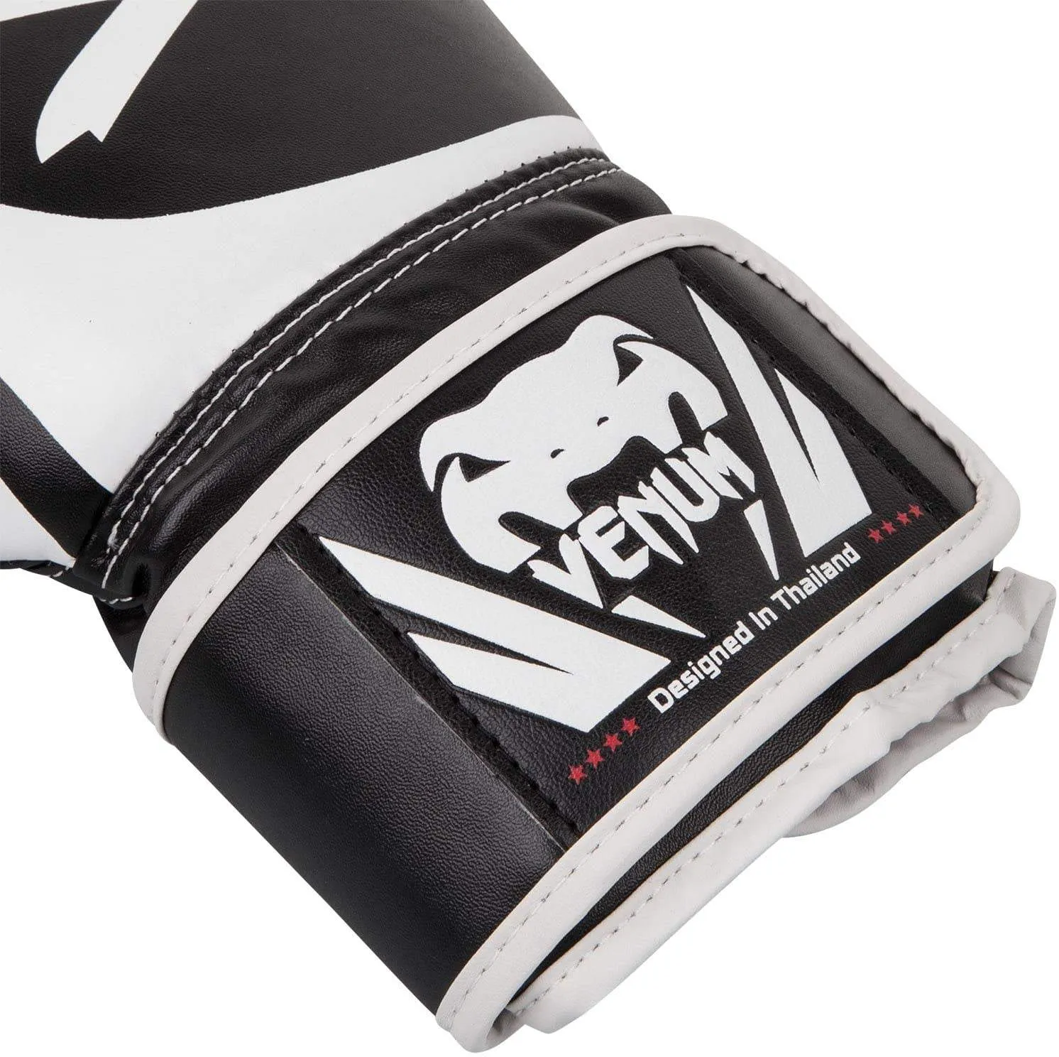 VENUM® CHALLENGER 2.0 BOXING GLOVES