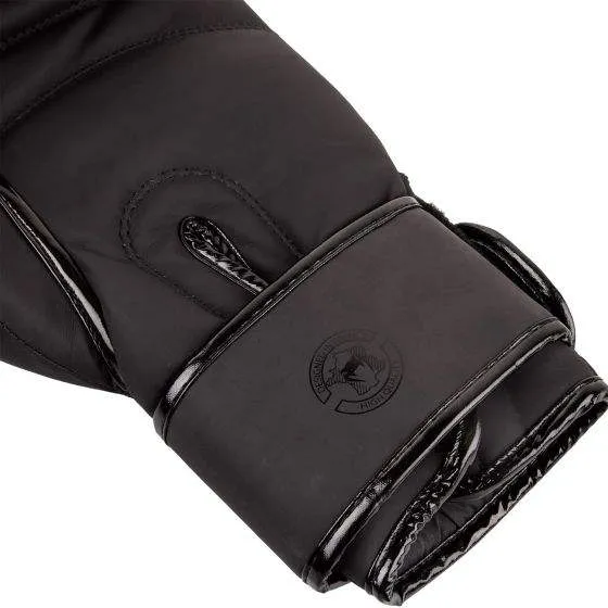 VENUM® CONTENDER 2.0 BOXING GLOVES