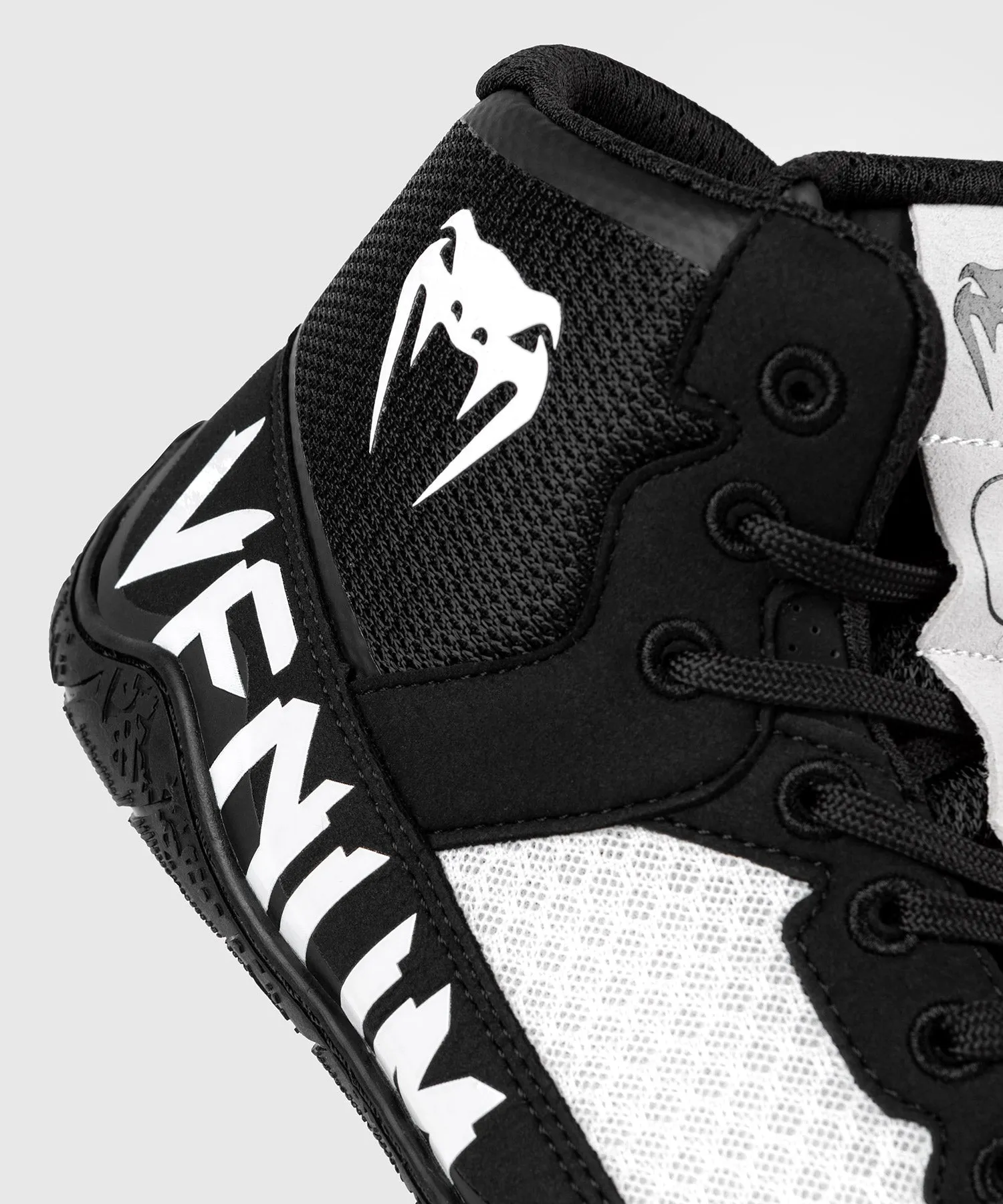 Venum Elite Scarpe da wrestling - Nero/Bianco