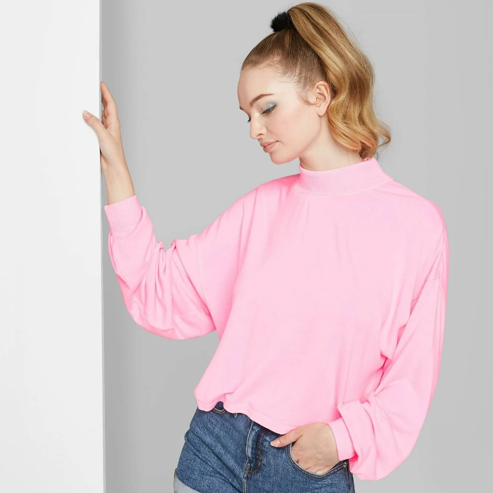 Wild Fable Women's Lightweight Mock Turtleneck Cropped Sweatshirt